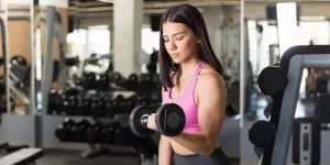 How Can Women Maintain Healthy Skin During Exercise?